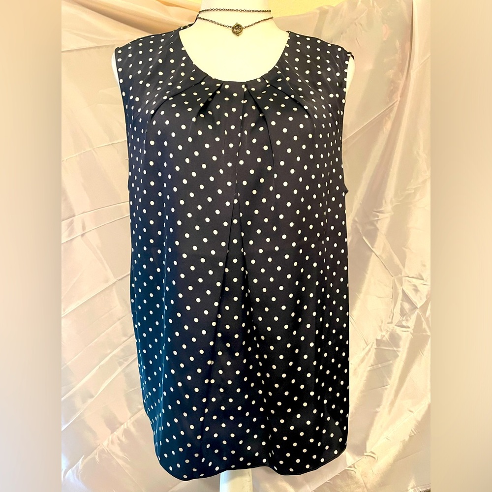 Jones New York Pokadot blouse. Size 16